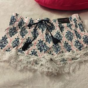 ❌Buy 5/20 SALE Trendy Vibes Paisley Crochet bottom shorts